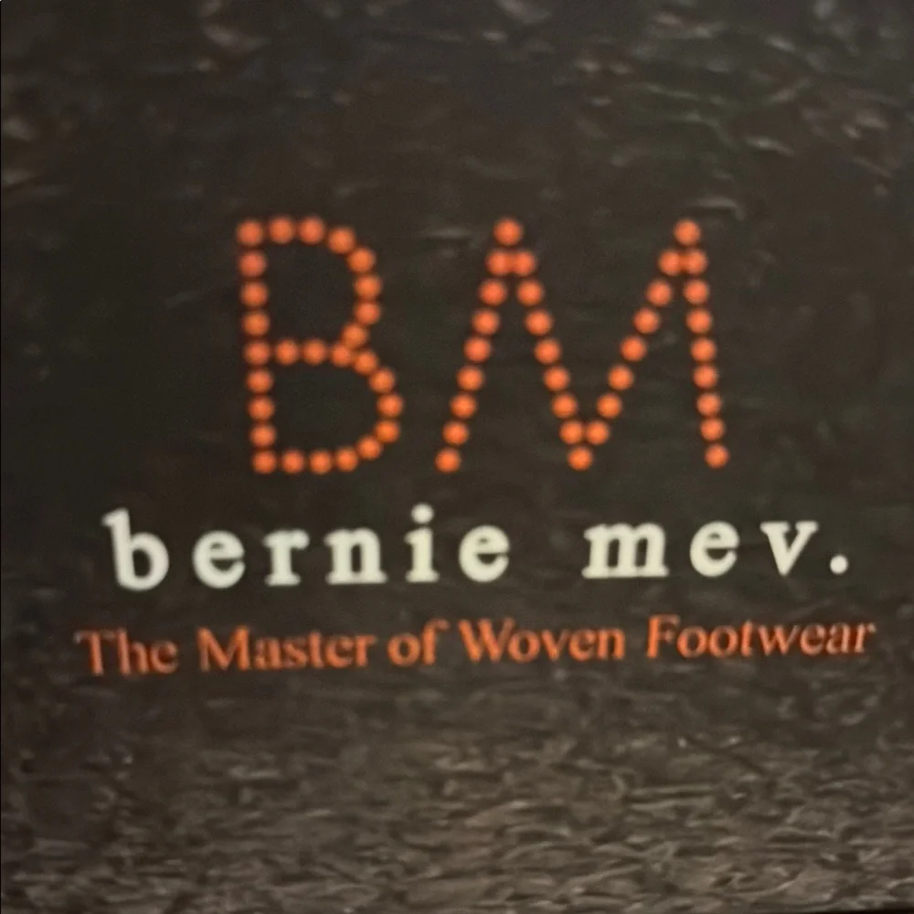 Bernie Mev Black Woven Wedge Sandals US. 6 / EU 37 BRAND NEW IN BOX‼️
